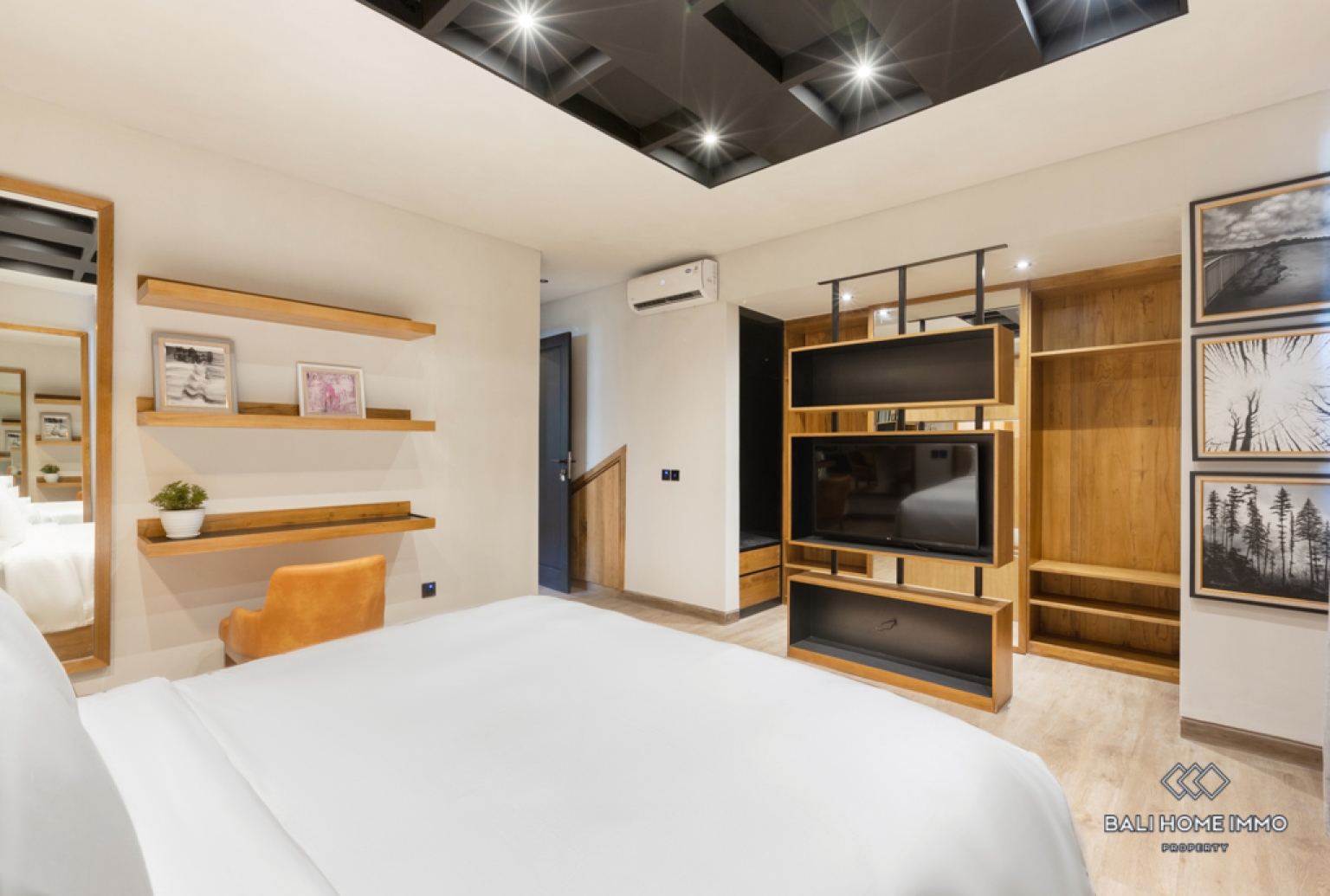 Luxury 3 Bedroom Beach Townhouse for sale near Berawa Beach view 10