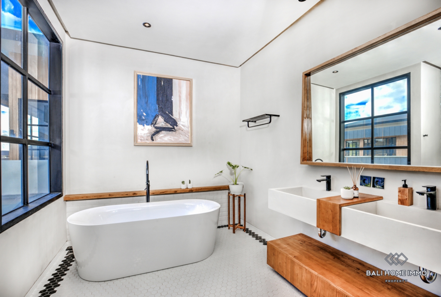 Luxury 3 Bedroom Beach Townhouse for sale near Berawa Beach view 13