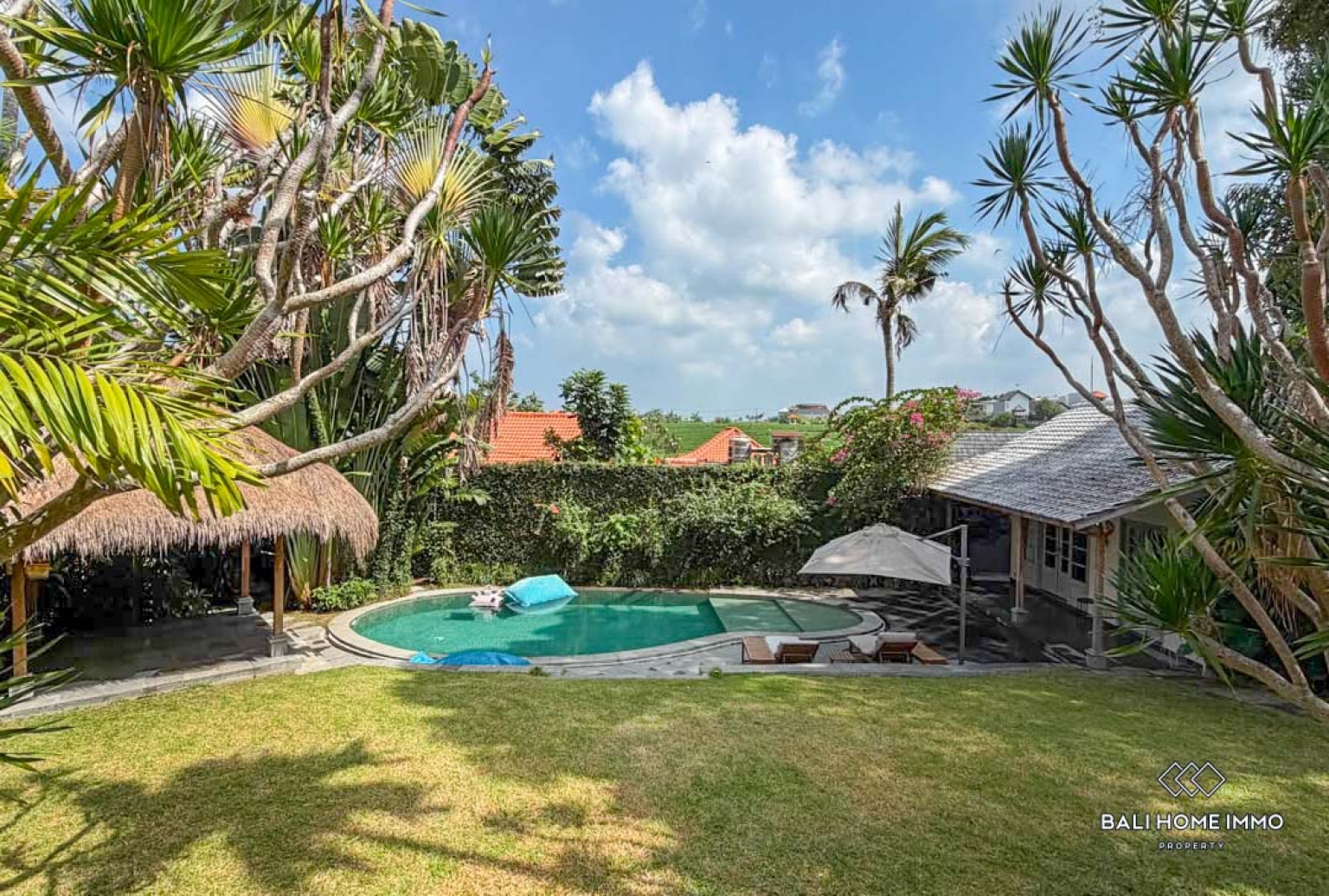 Luxury 4 + 1 Bedrooms family villa for sale in Bali, Pererenan view 14