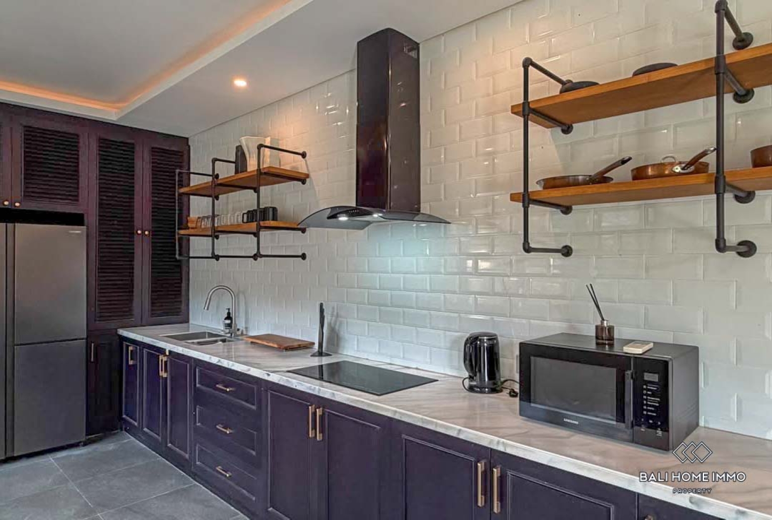 Luxury 4 + 1 Bedrooms family villa for sale in Bali, Pererenan view 6