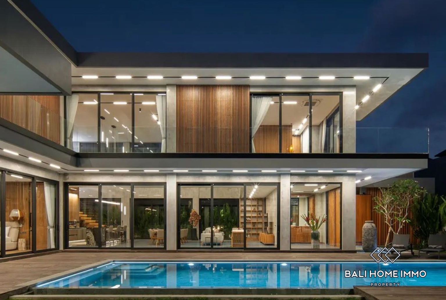 Luxury 4 Bedroom Family Villa for Rent in Umalas view 10
