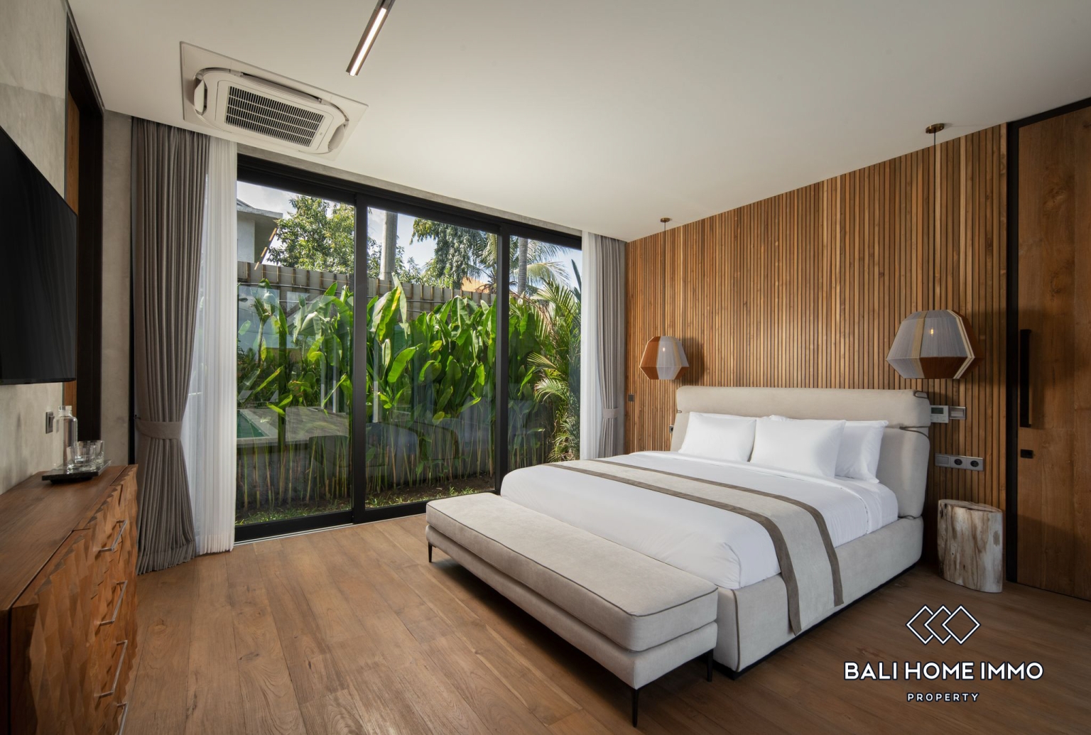Luxury 4 Bedroom Family Villa for Rent in Umalas view 7