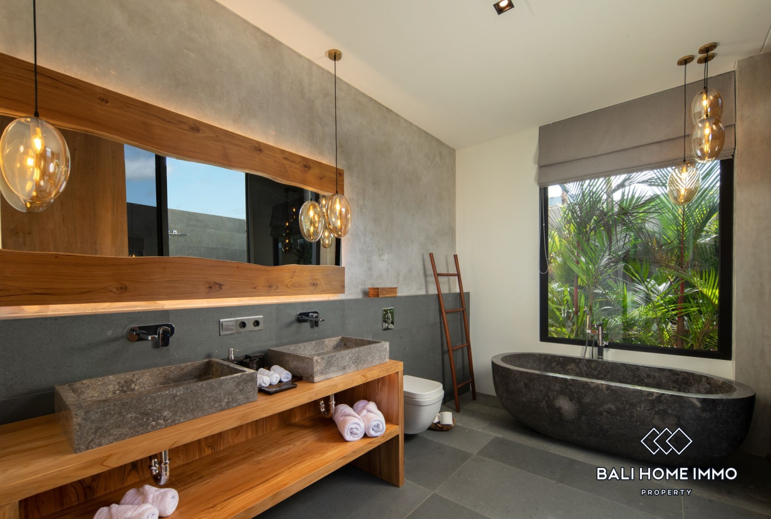Luxury 4 Bedroom Family Villa for Rent in Umalas view 9