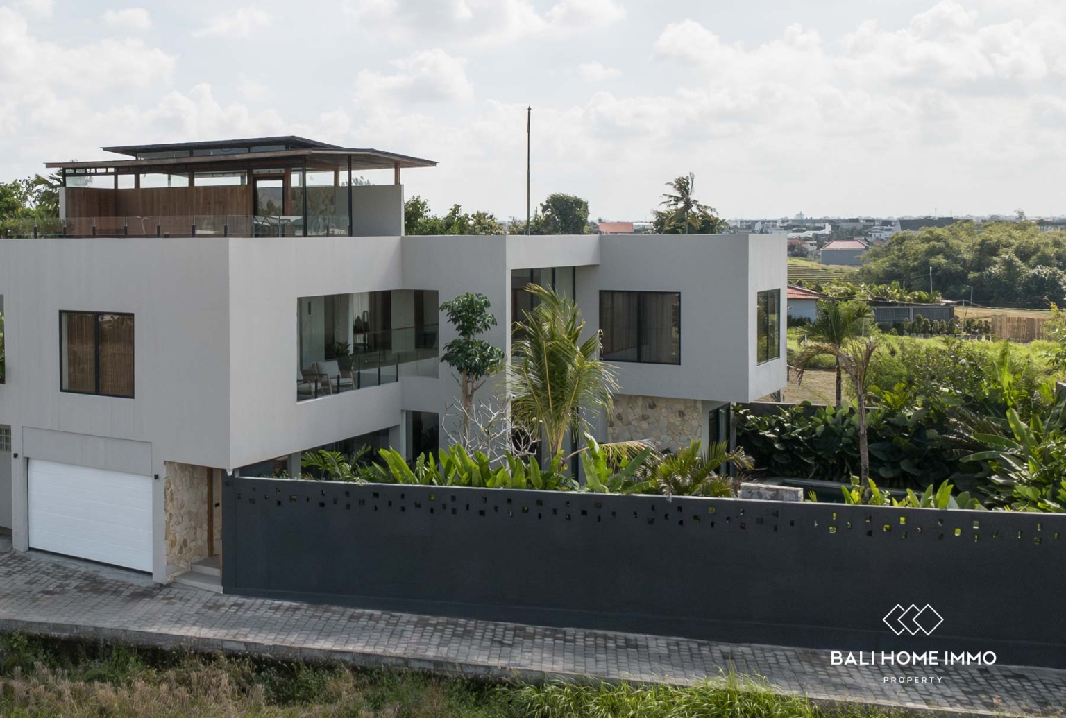 Villa de luxe de 4 chambres à vendre en bail emphytéotique à Pererenan, Bali view 31