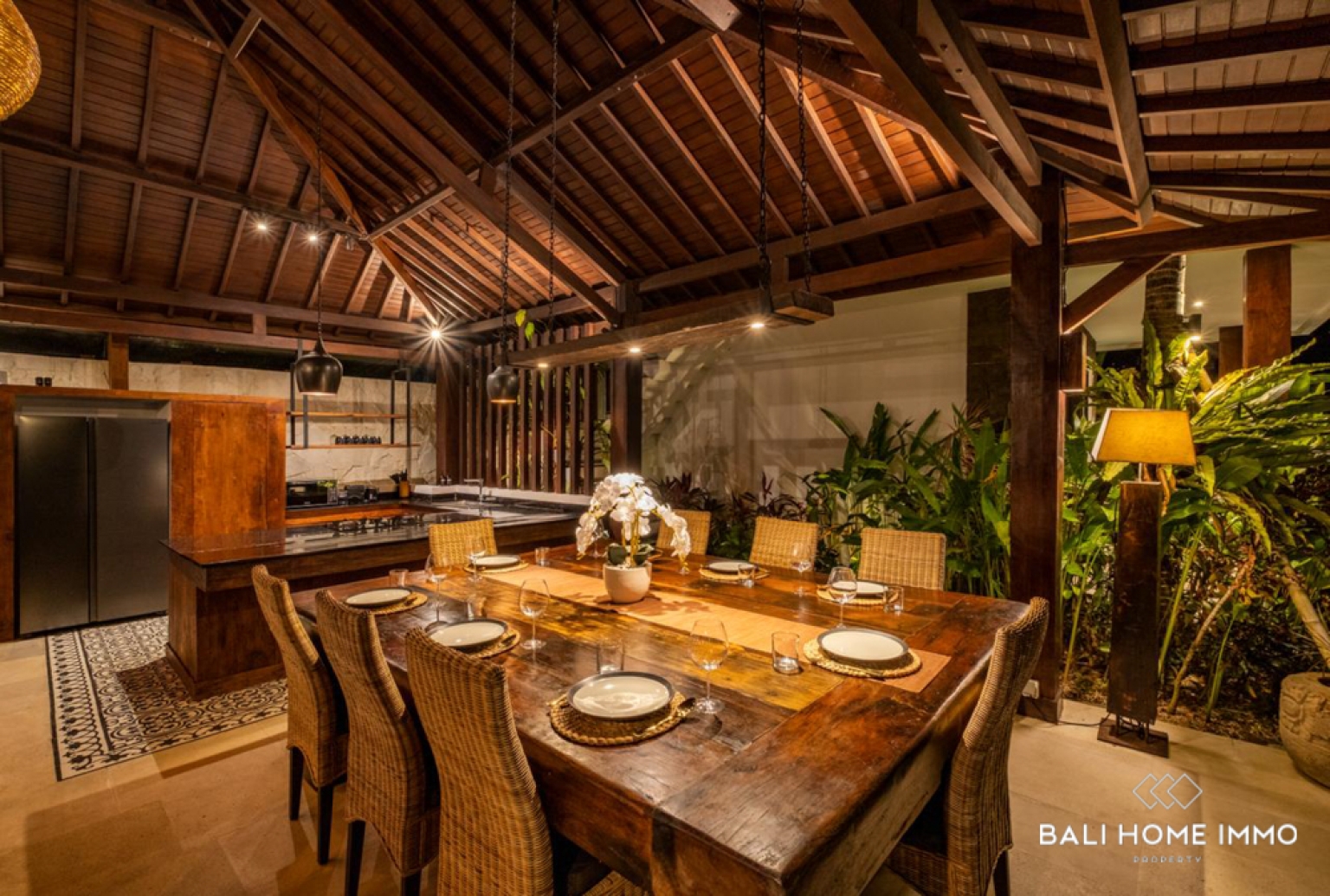 VILLA DE LUXE DE 5 CHAMBRES AVEC VUE SUR L'OCÉAN À VENDRE EN BAIL À BINGIN view 10