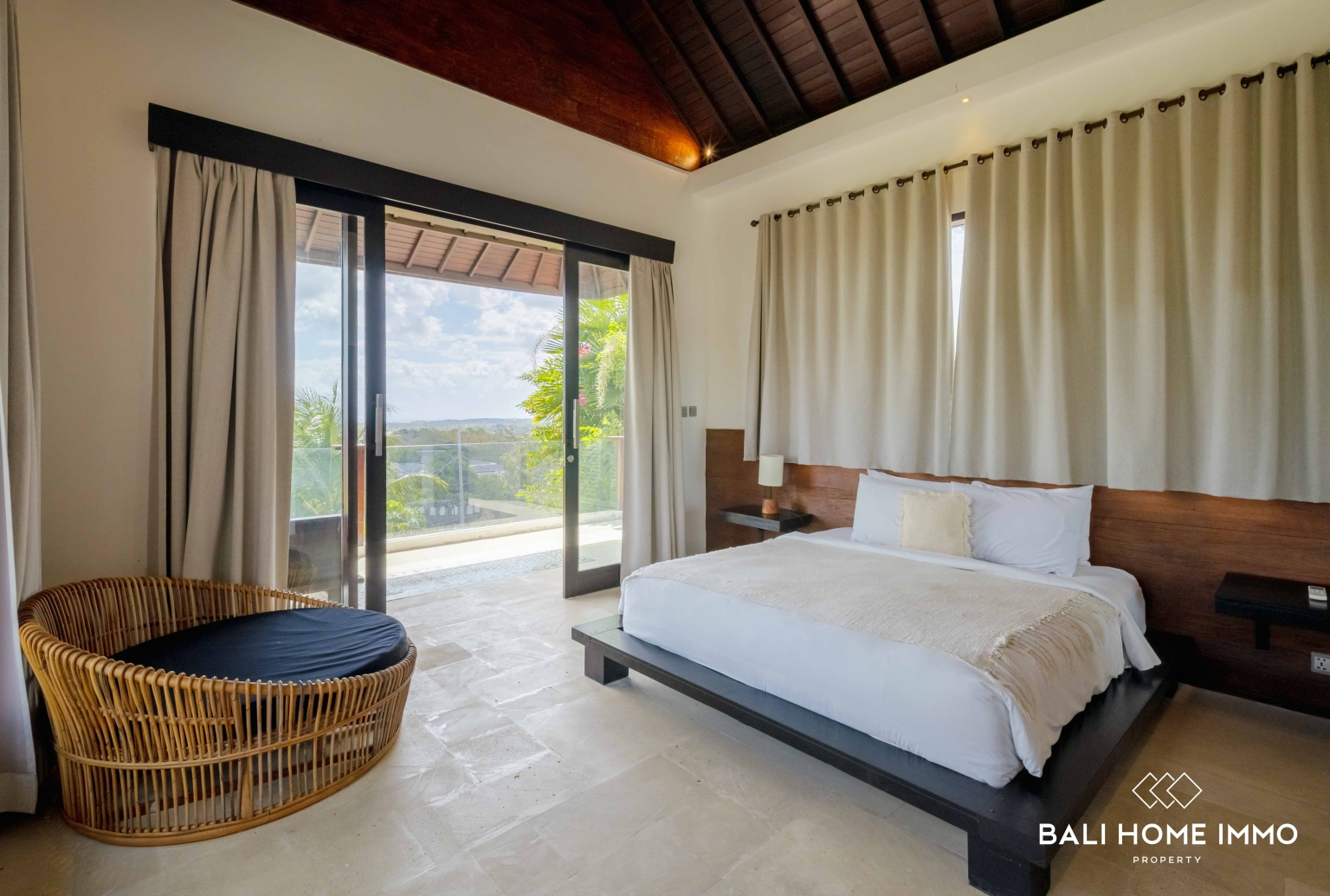 VILLA DE LUXE DE 5 CHAMBRES AVEC VUE SUR L'OCÉAN À VENDRE EN BAIL À BINGIN view 20