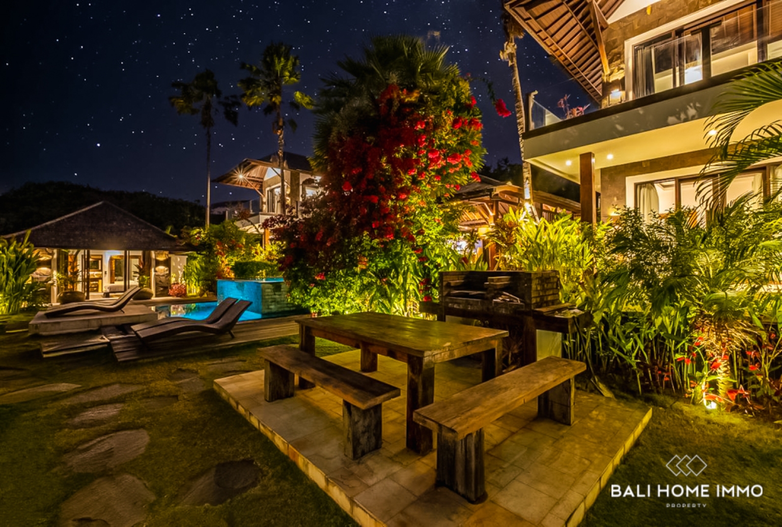 VILLA DE LUXE DE 5 CHAMBRES AVEC VUE SUR L'OCÉAN À VENDRE EN BAIL À BINGIN view 19