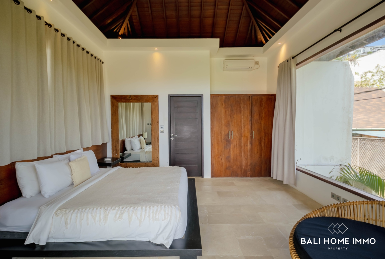 VILLA DE LUXE DE 5 CHAMBRES AVEC VUE SUR L'OCÉAN À VENDRE EN BAIL À BINGIN view 19
