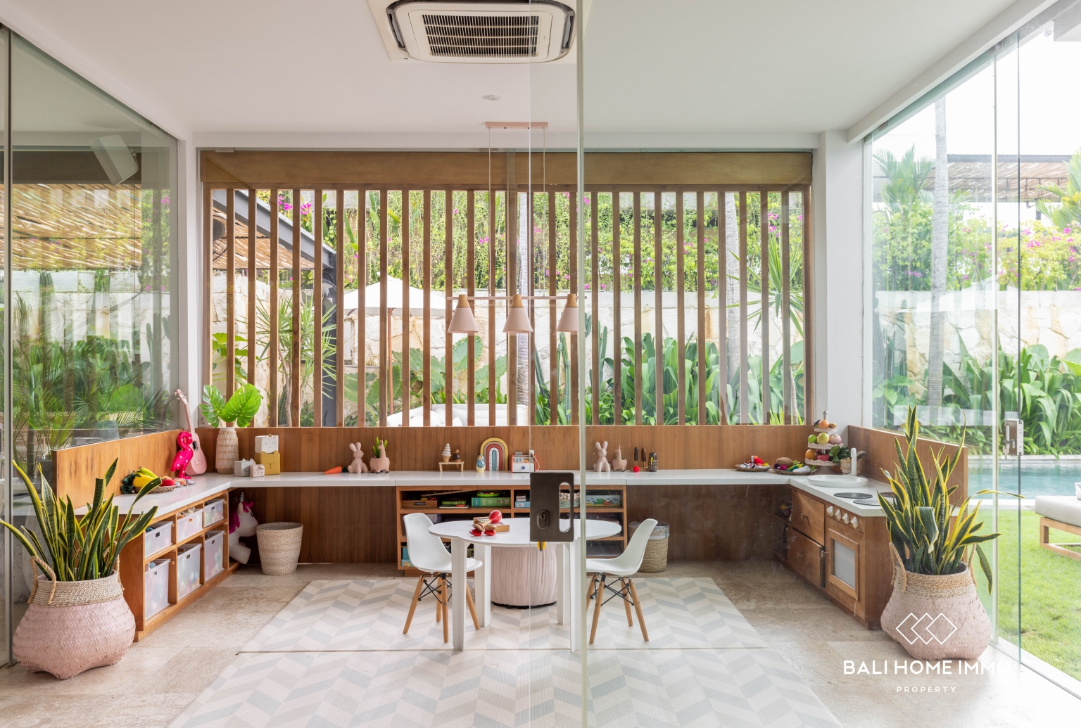 Luxury 6-Bedroom Family Villa with Private Pool or Yearly Rental in Berawa view 22