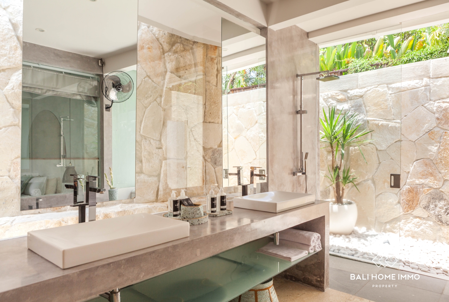 Luxury 6-Bedroom Family Villa with Private Pool or Yearly Rental in Berawa view 20
