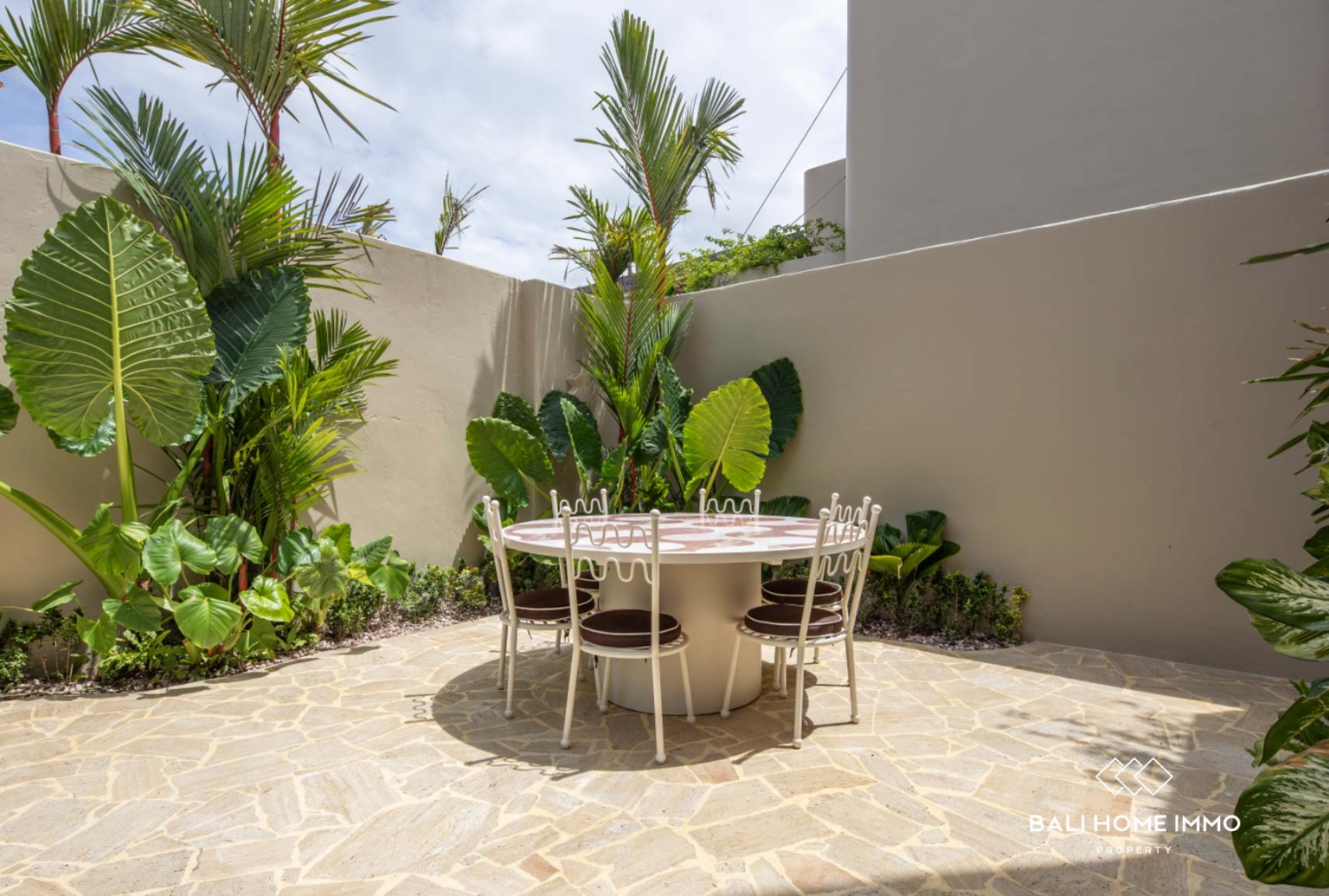 Villa neuve de luxe de 3 chambres à vendre à Berawa, Bali view 17