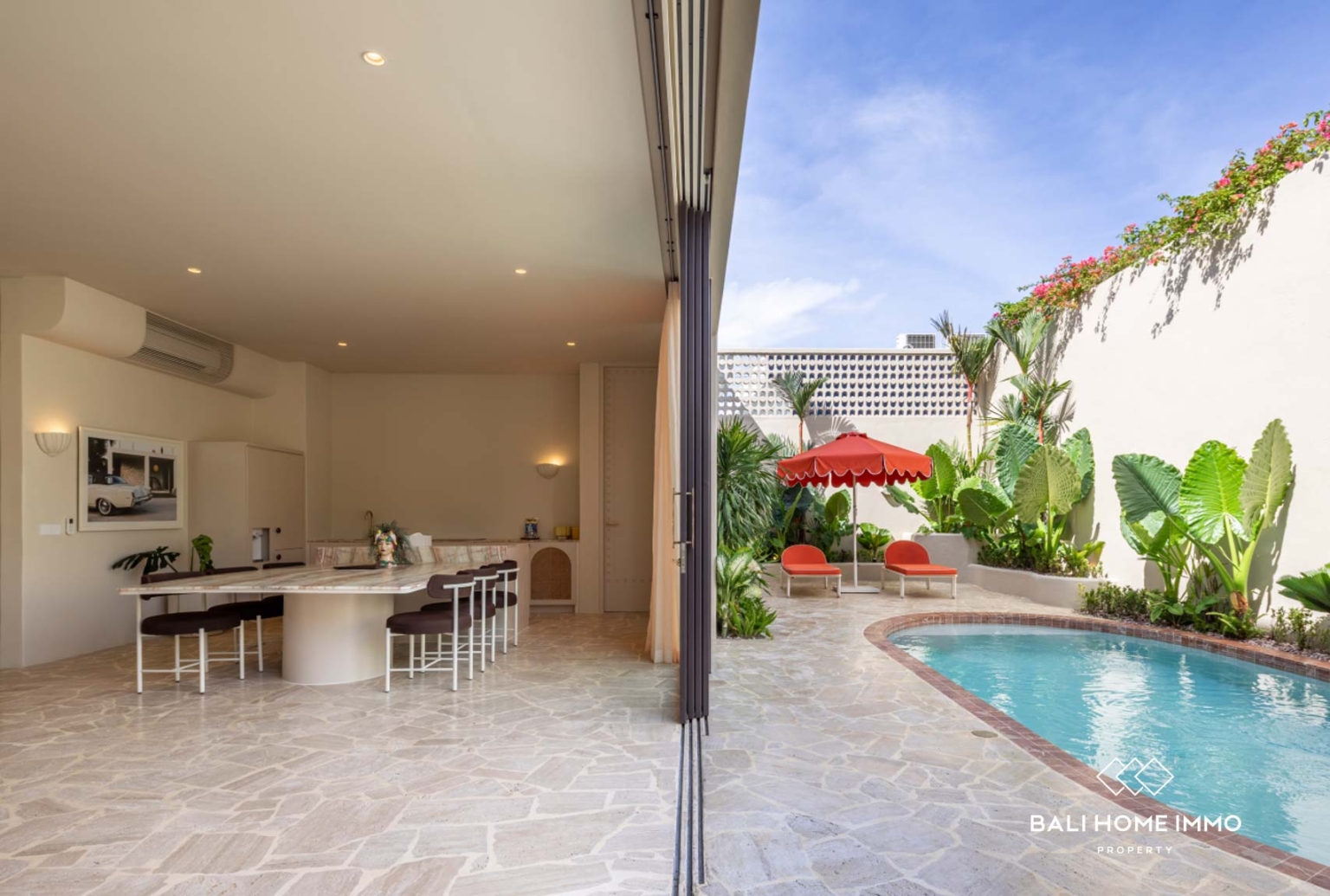 Villa neuve de luxe de 3 chambres à vendre à Berawa, Bali view 2