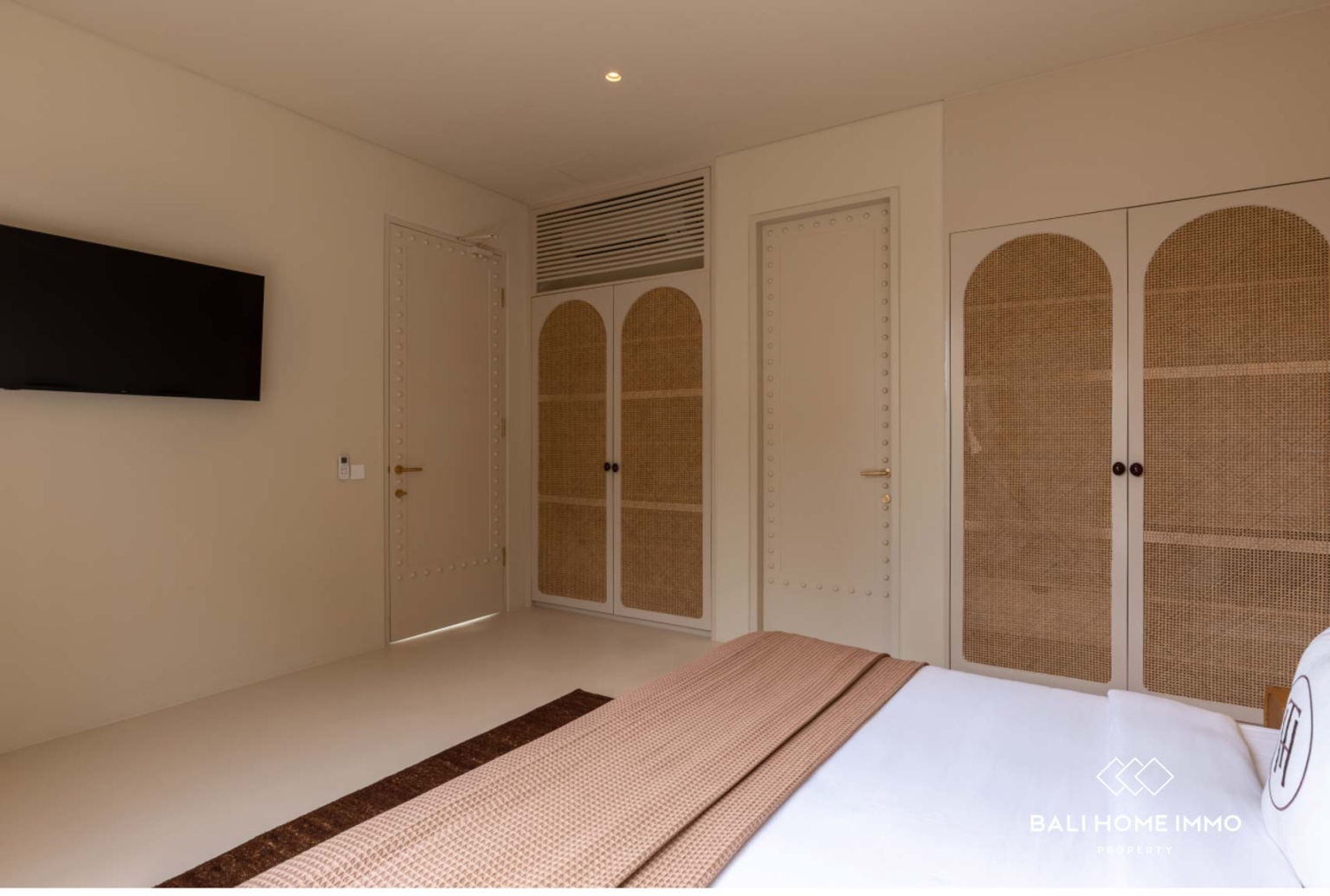 Villa neuve de luxe de 4 chambres à vendre à Berawa, Bali view 14