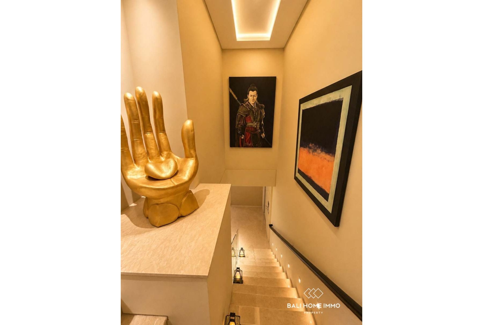 Villa Penthouse Mewah 3 Kamar untuk Dijual dengan Status Hak Sewa di Canggu Bali view 4