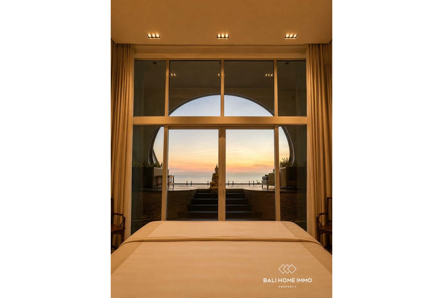 Villa Penthouse Mewah 3 Kamar untuk Dijual dengan Status Hak Sewa di Canggu Bali view 10