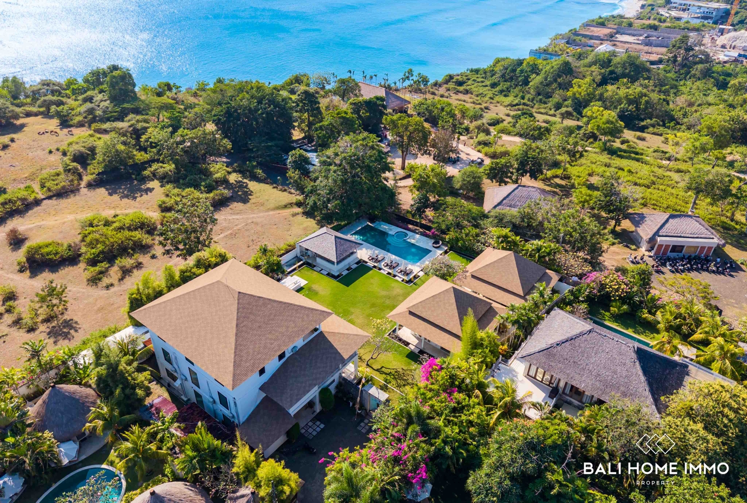 Majestic 10 Bedroom Cliffside Estate with Panoramic Ocean Views view 32
