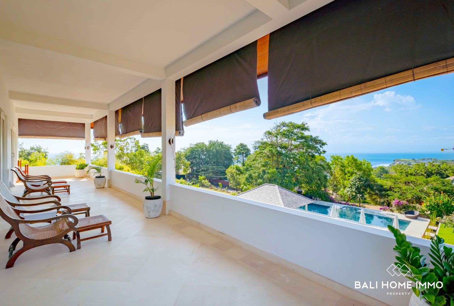 Majestic 10 Bedroom Cliffside Estate with Panoramic Ocean Views view 6