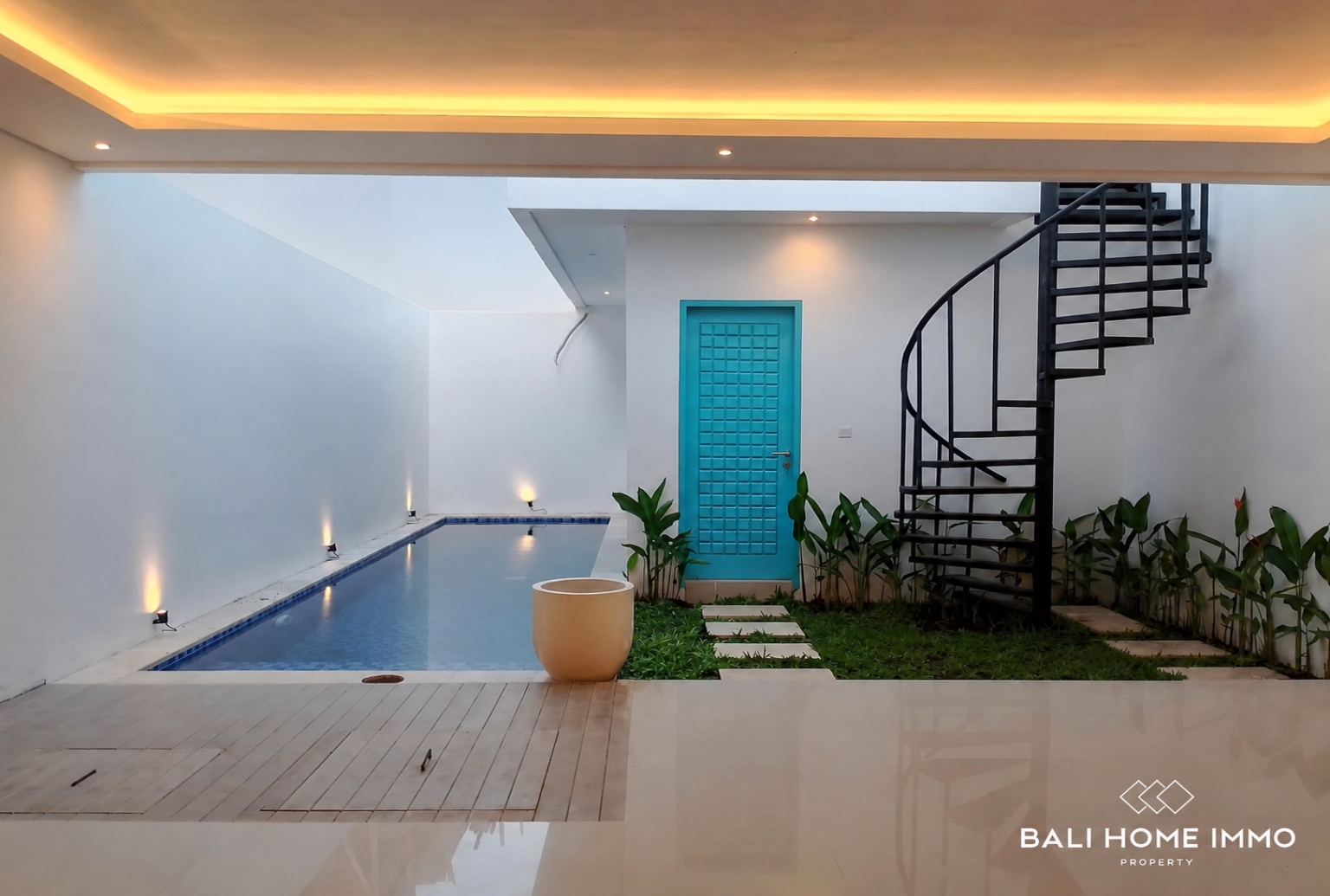 Mediterranean-Inspired 2 Bedroom Villa for Sale Near Melasti Beach view 3
