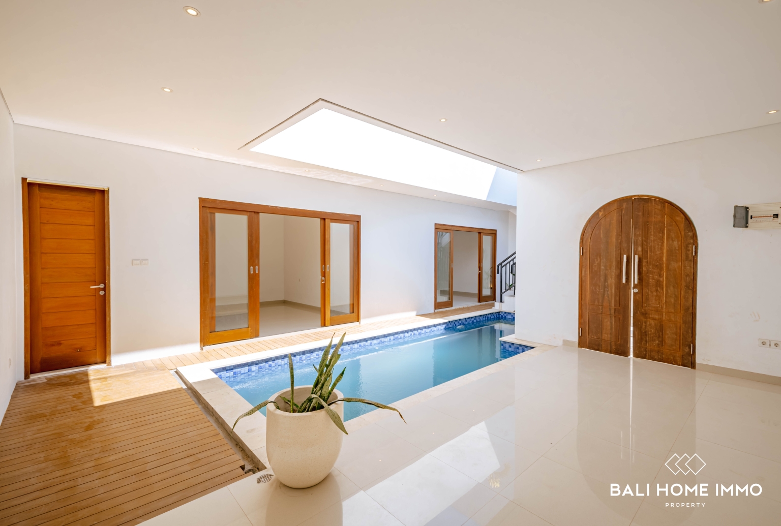 Mediterranean-Inspired 2 Bedroom Villa for Sale Near Melasti Beach view 5