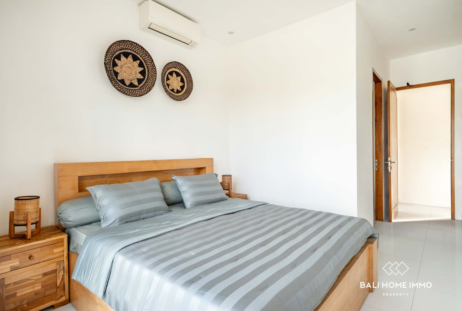 Mediterranean Tropical 4 Bedroom Villa for Sale and Rental in Canggu Bali view 13