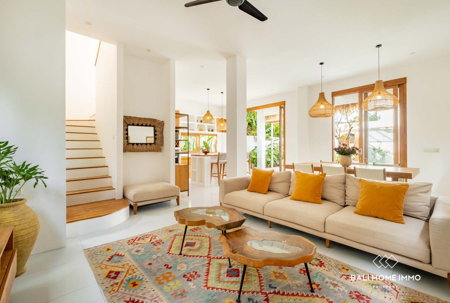 Mediterranean Tropical 4 Bedroom Villa for Sale and Rental in Canggu Bali view 5