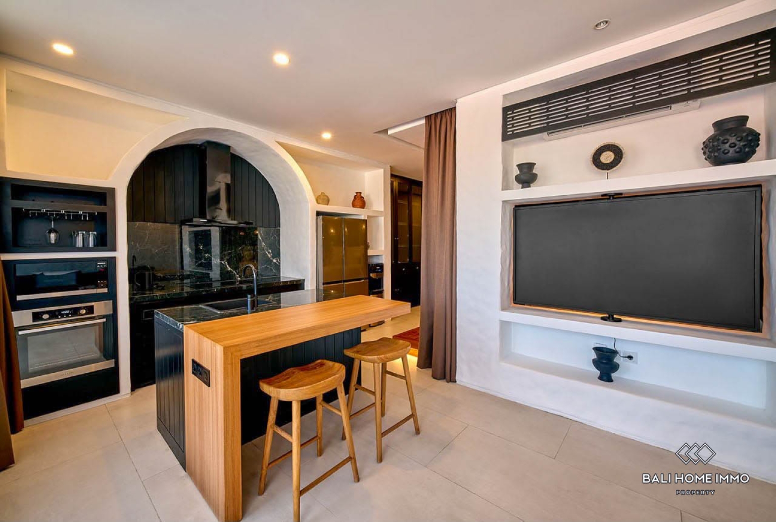 Modern 1-Bedroom Apartment for Sale in Canggu Berawa view 2