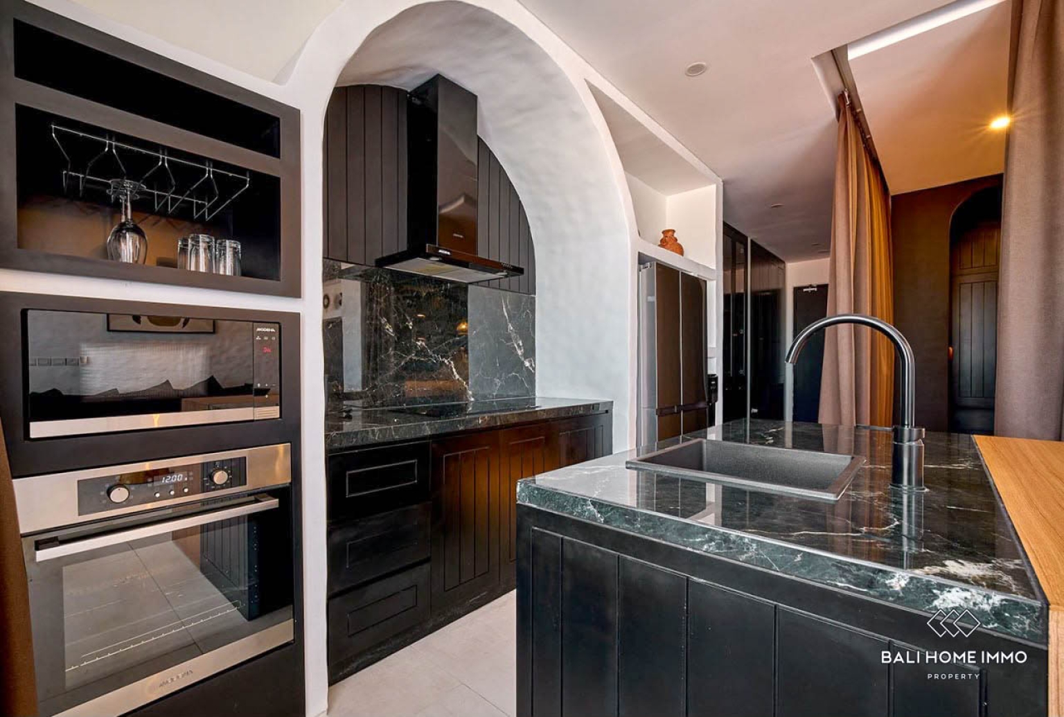 Modern 1-Bedroom Apartment for Sale in Canggu Berawa view 3