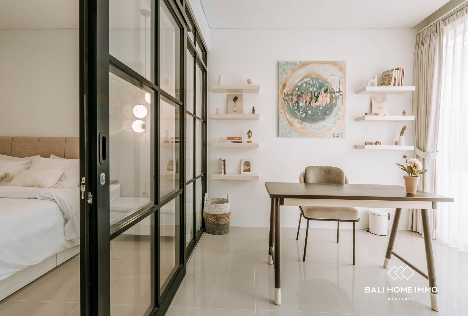 Villa Modern 1 Kamar + Ruang Kerja dengan Sauna Pribadi Dijual di Tumbak Bayuh view 7