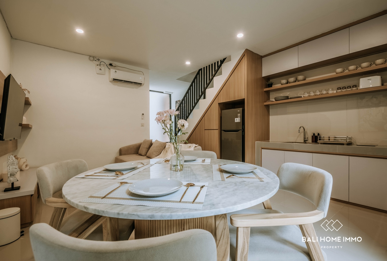 Villa Modern 1 Kamar + Ruang Kerja dengan Sauna Pribadi Dijual di Tumbak Bayuh view 4