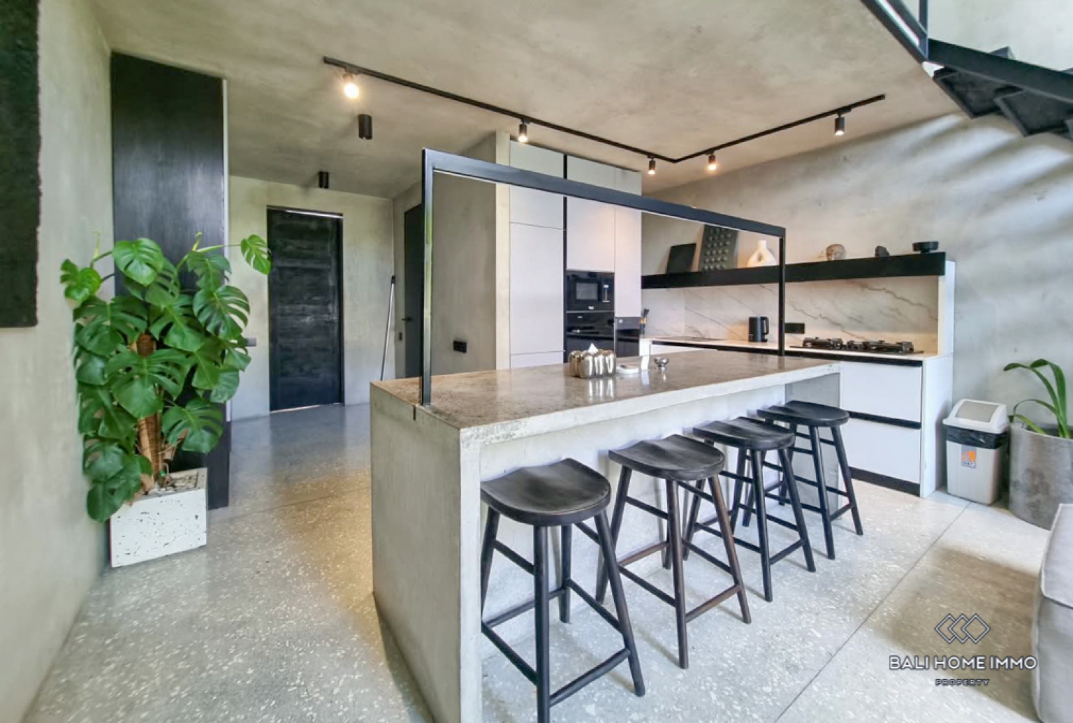 Villa moderne 1 chambre à vendre en bail à Bali Canggu Babakan view 6
