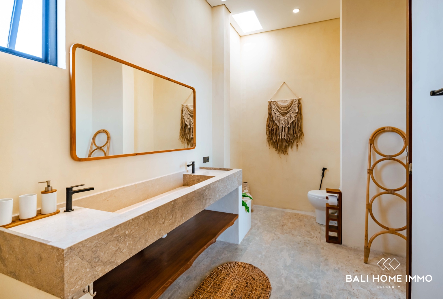 VILLA MODERN 2 KAMAR DENGAN PEMANDANGAN LAUT UNTUK DIJUAL DI PANDAWA view 21