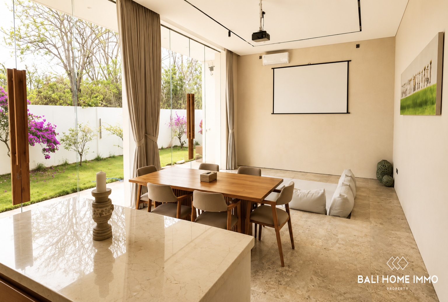 MODERN 2 BEDROOM OCEAN VIEW VILLA FOR SALE LEASEHOLD IN PANDAWA view 9