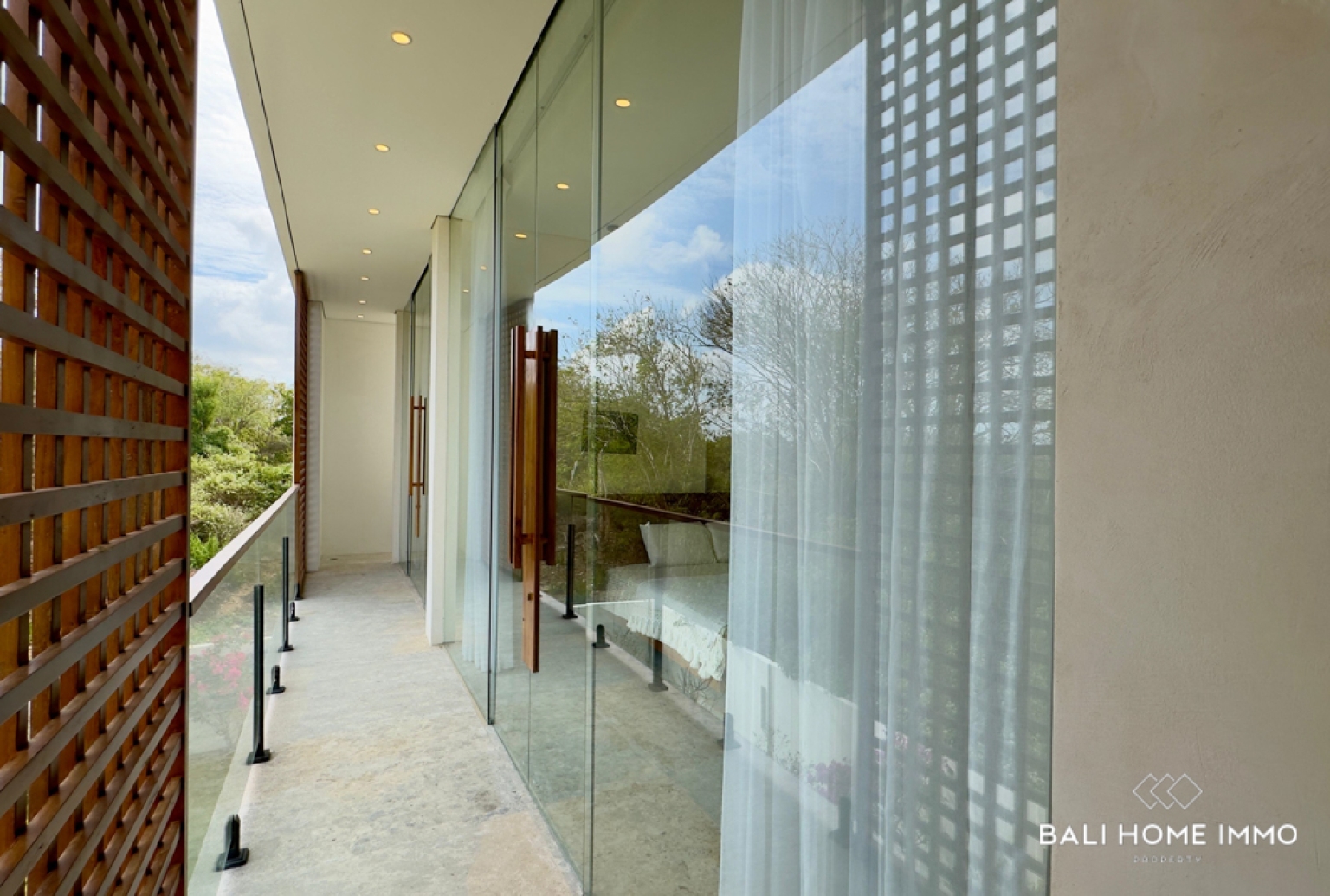 Villa moderne de 2 chambres avec vue sur l'océan à vendre en bail emphytéotique à Pandawa view 21