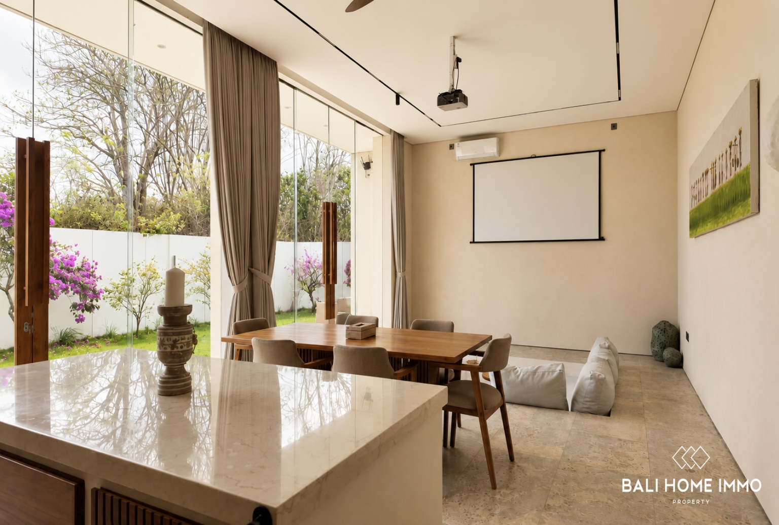 MODERN 2 BEDROOM OCEAN VIEW VILLA FOR SALE LEASEHOLD IN PANDAWA view 8