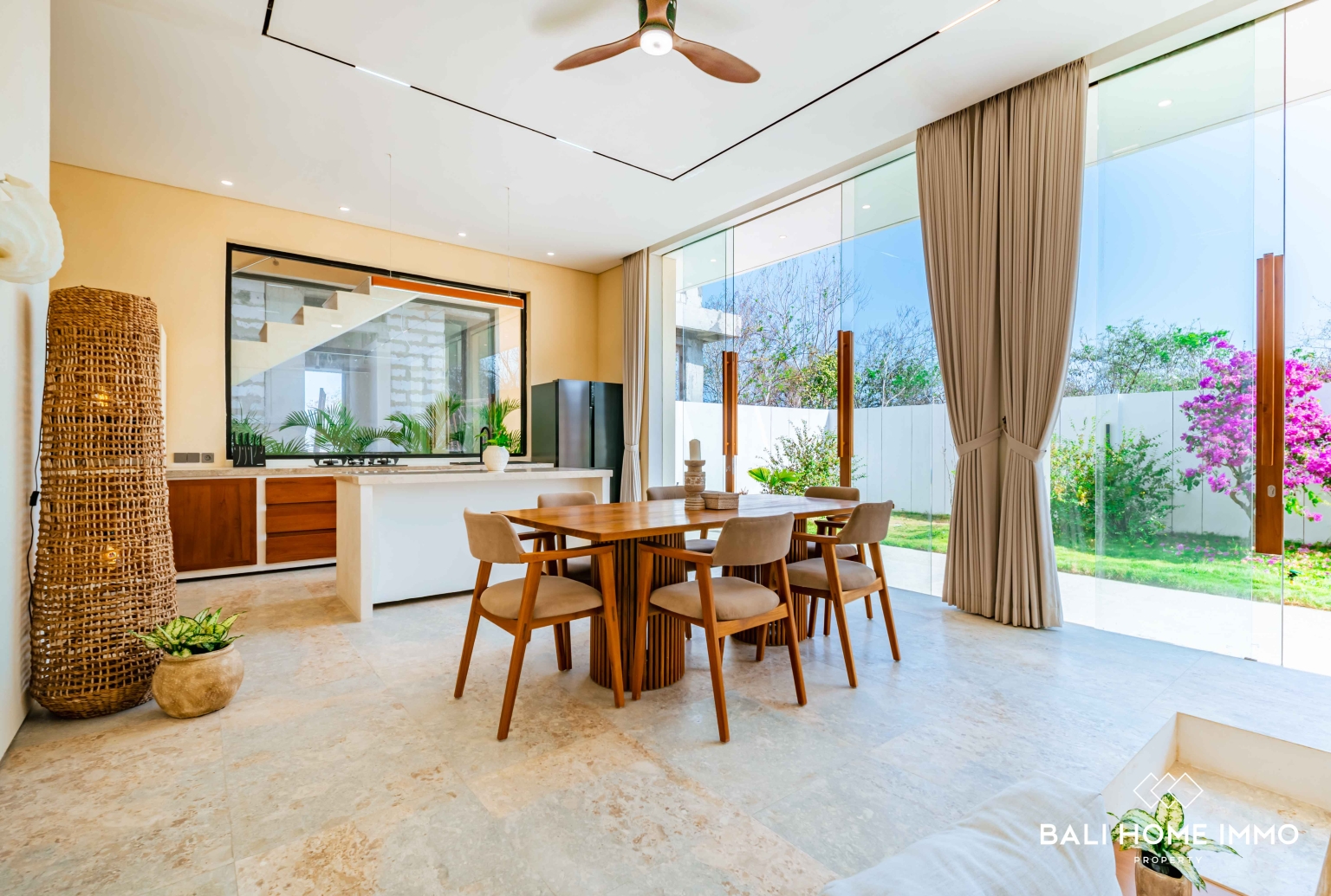 VILLA MODERN 2 KAMAR DENGAN PEMANDANGAN LAUT UNTUK DIJUAL DI PANDAWA view 7