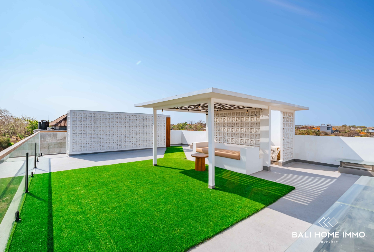 VILLA MODERN 2 KAMAR DENGAN PEMANDANGAN LAUT UNTUK DIJUAL DI PANDAWA view 3