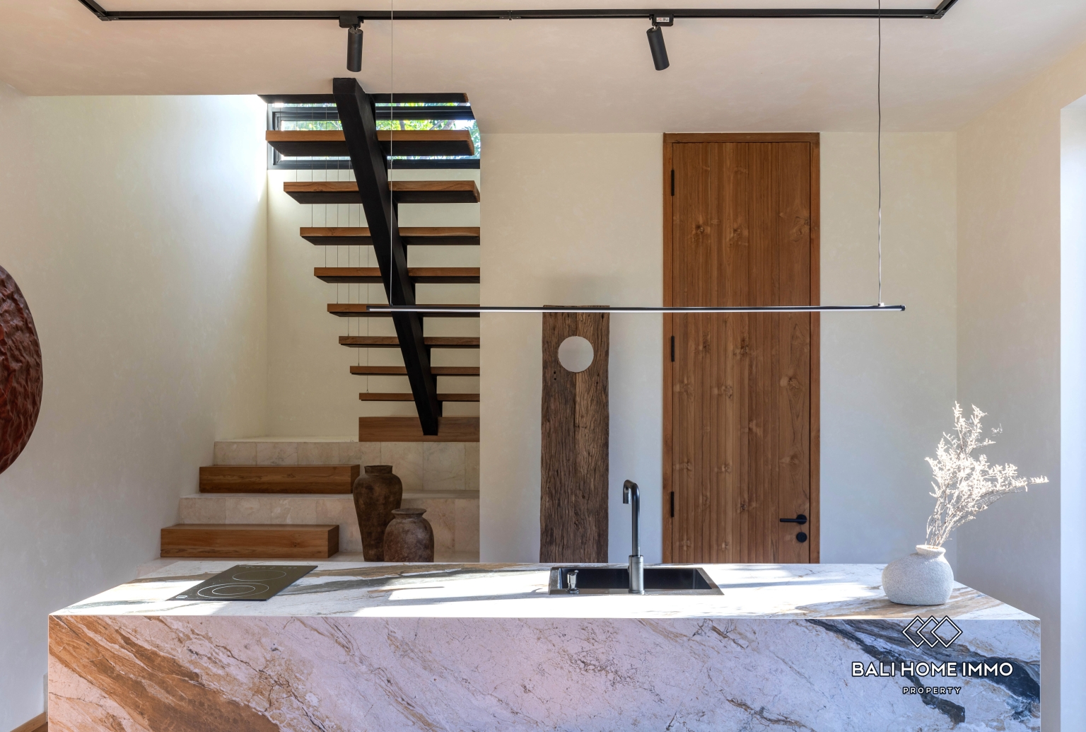 Modern 2-Bedroom Pink Zone Villa for Sale and Rental in Central Ubud view 5