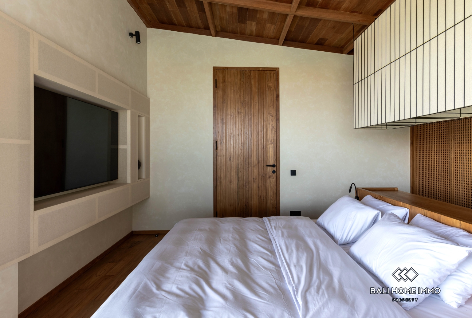 Modern 2-Bedroom Pink Zone Villa for Sale and Rental in Central Ubud view 12