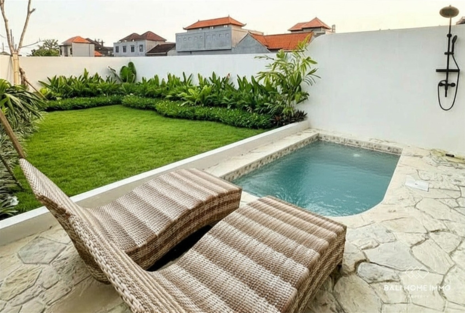Modern 2-Bedroom Rice Field View Villa for Sale and Rent in Buduk view 11