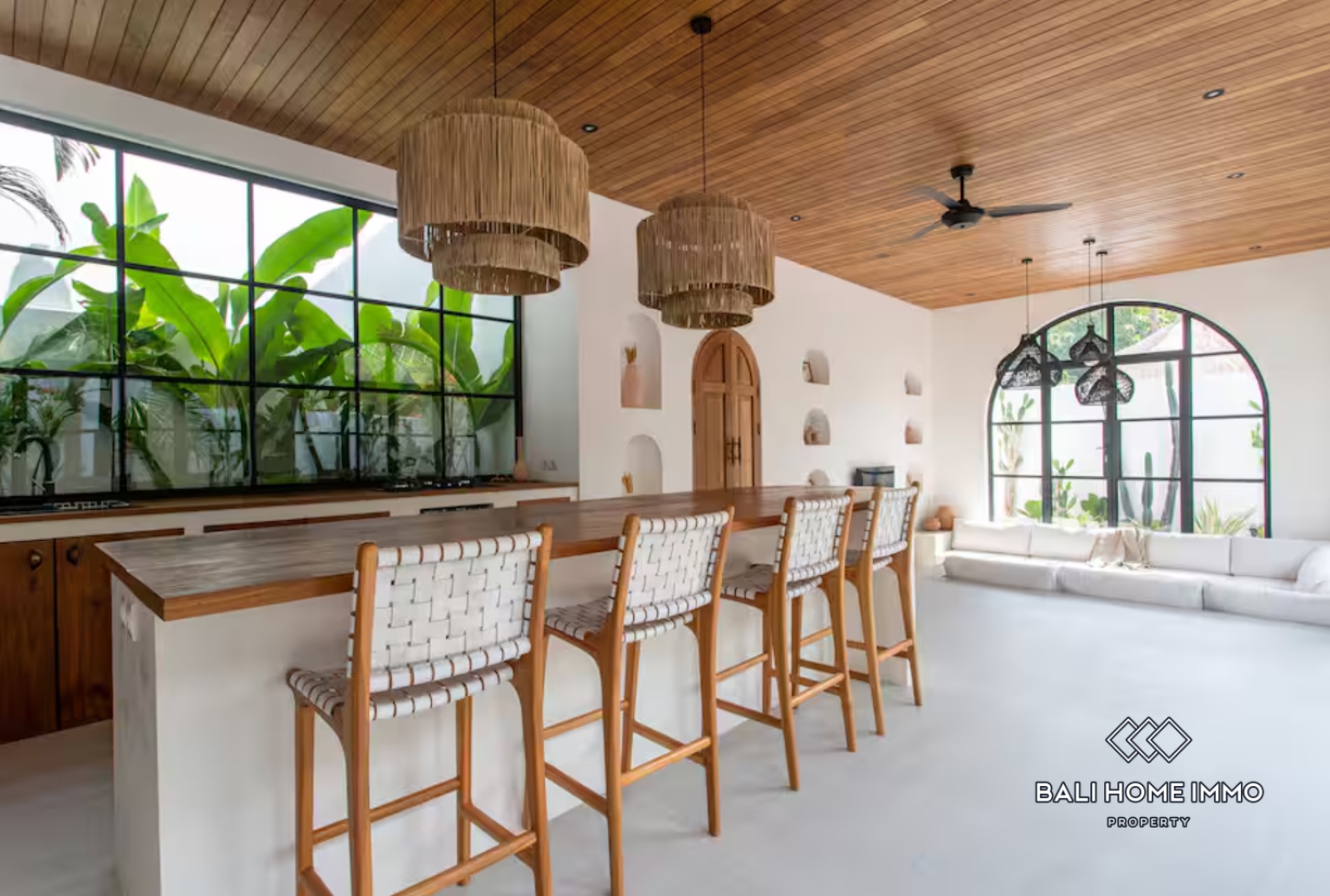 Modern 2 Bedroom Tropical Villa for Sale in Bingin view 10