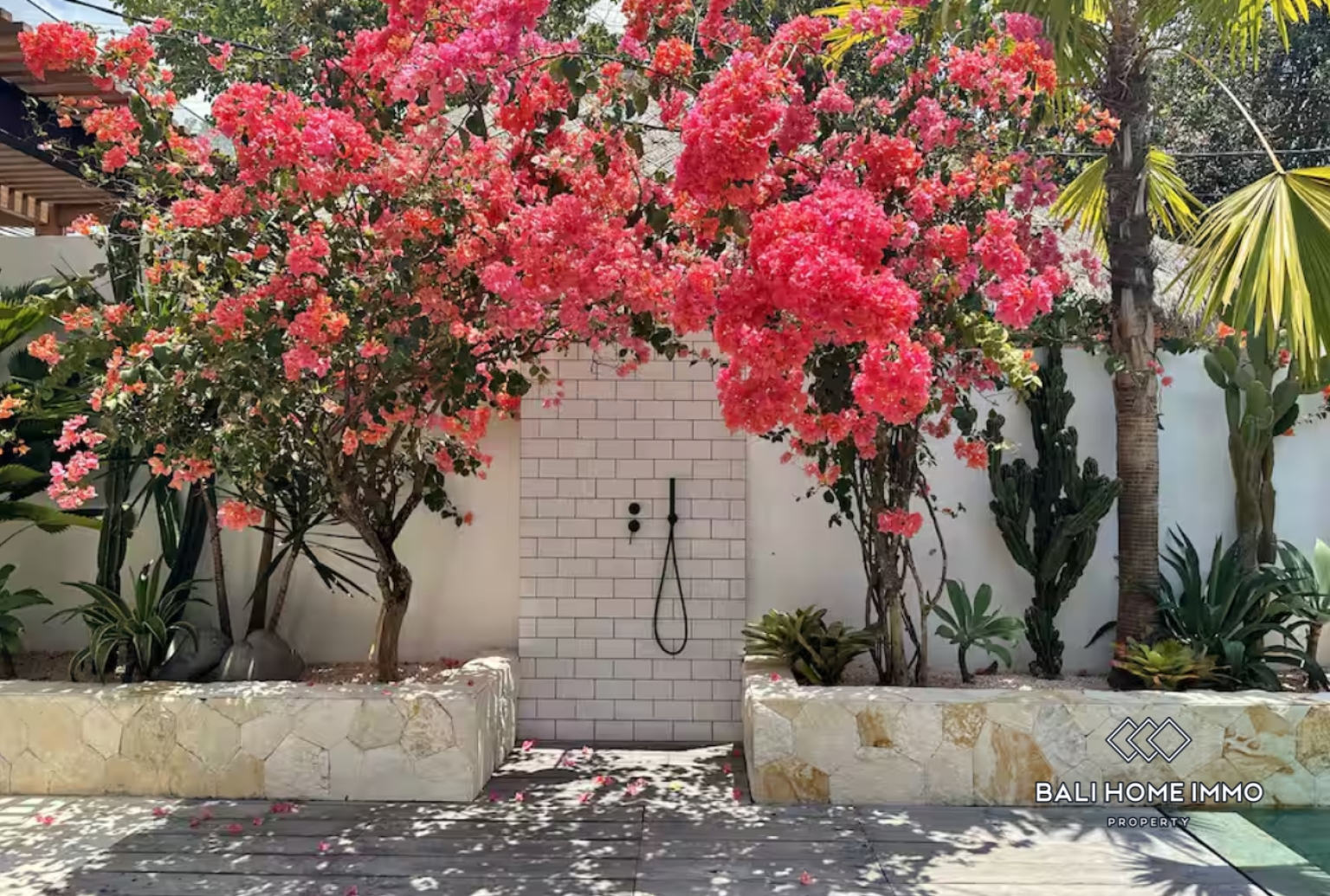 Modern 2 Bedroom Tropical Villa for Sale in Bingin view 22