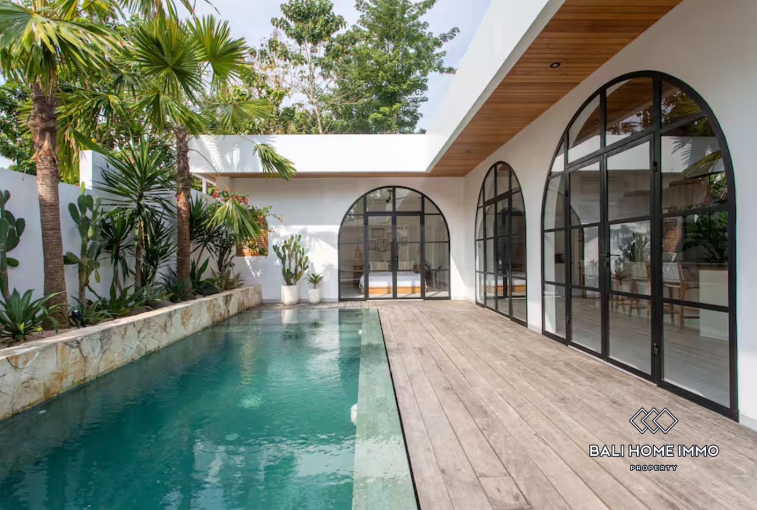 Modern 2 Bedroom Tropical Villa for Sale in Bingin view 4