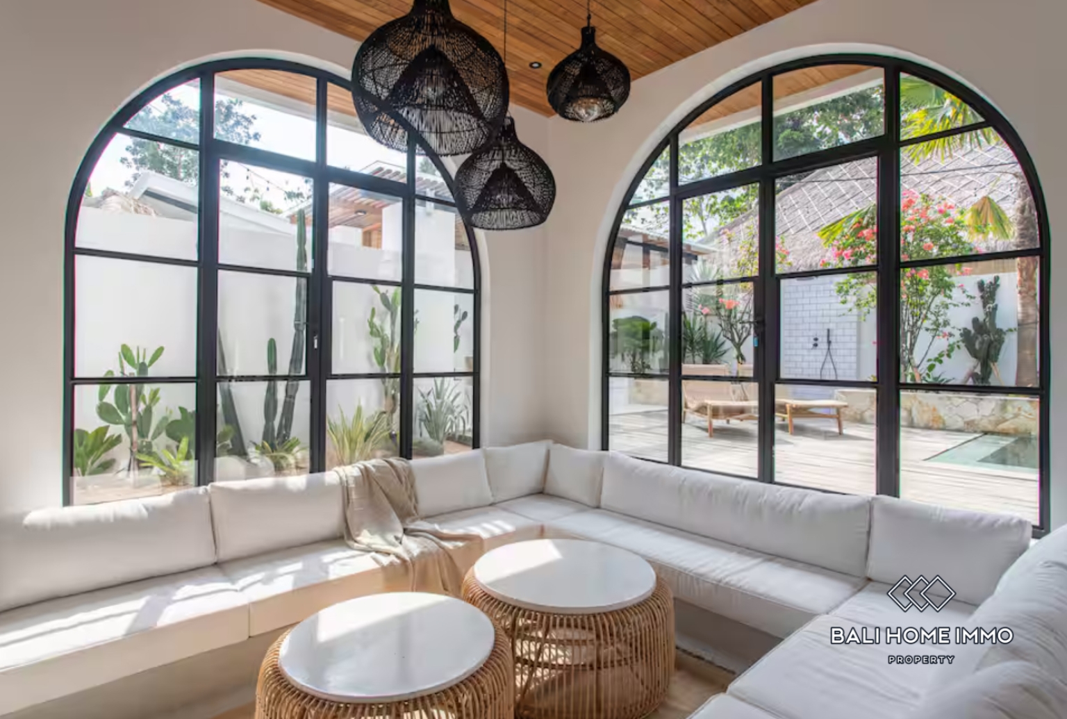 Modern 2 Bedroom Tropical Villa for Sale in Bingin view 5