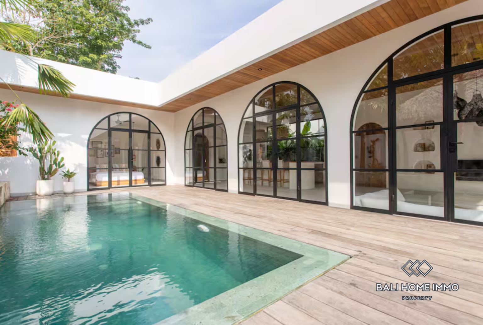 Modern 2 Bedroom Tropical Villa for Sale in Bingin view 3
