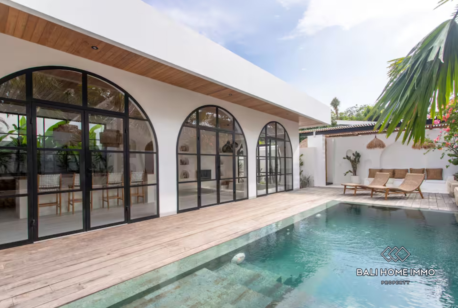 Modern 2 Bedroom Tropical Villa for Sale in Bingin view 27