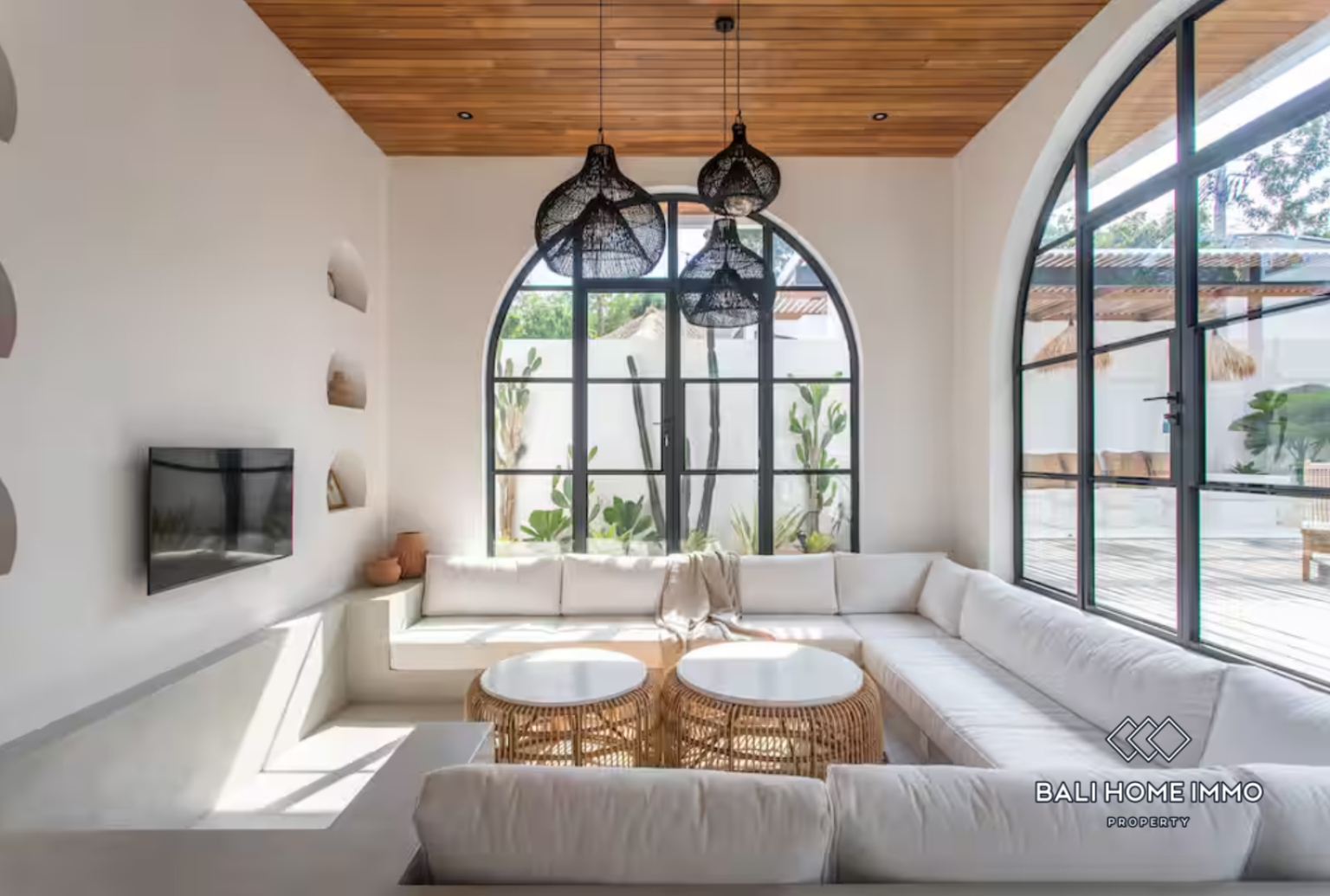 Modern 2 Bedroom Tropical Villa for Sale in Bingin view 7