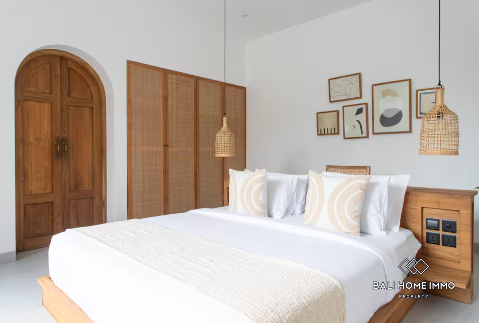 Modern 2 Bedroom Tropical Villa for Sale in Bingin view 12