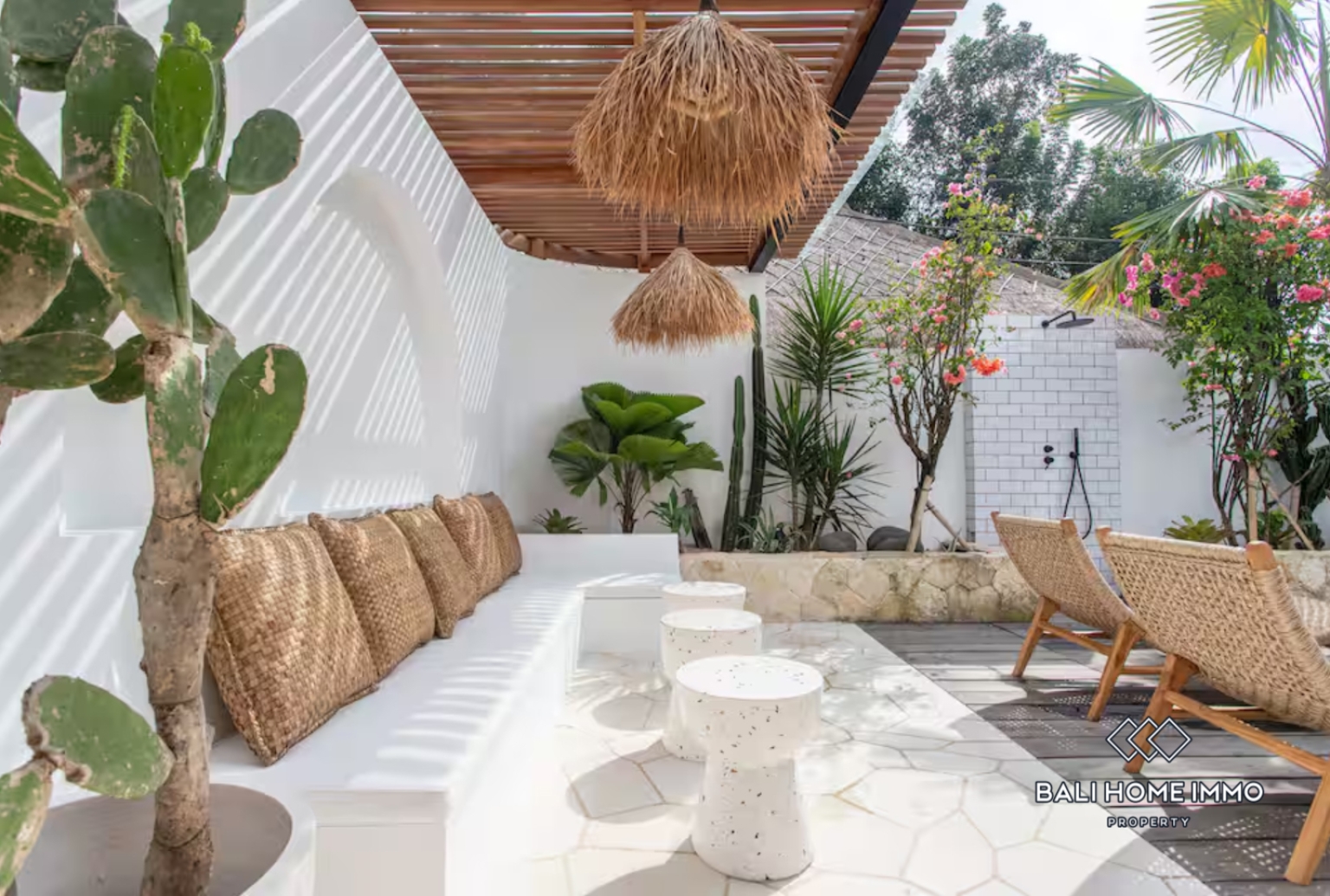 Modern 2 Bedroom Tropical Villa for Sale in Bingin view 23