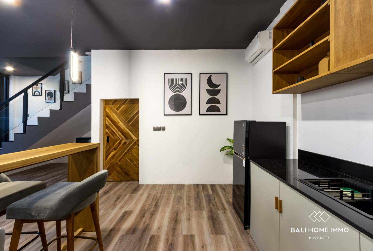 Villa Modern 2 Kamar UNTUK DIJUAL DENGAN SERTIFIKAT LEASEHOLD di UMALAS BALI view 10