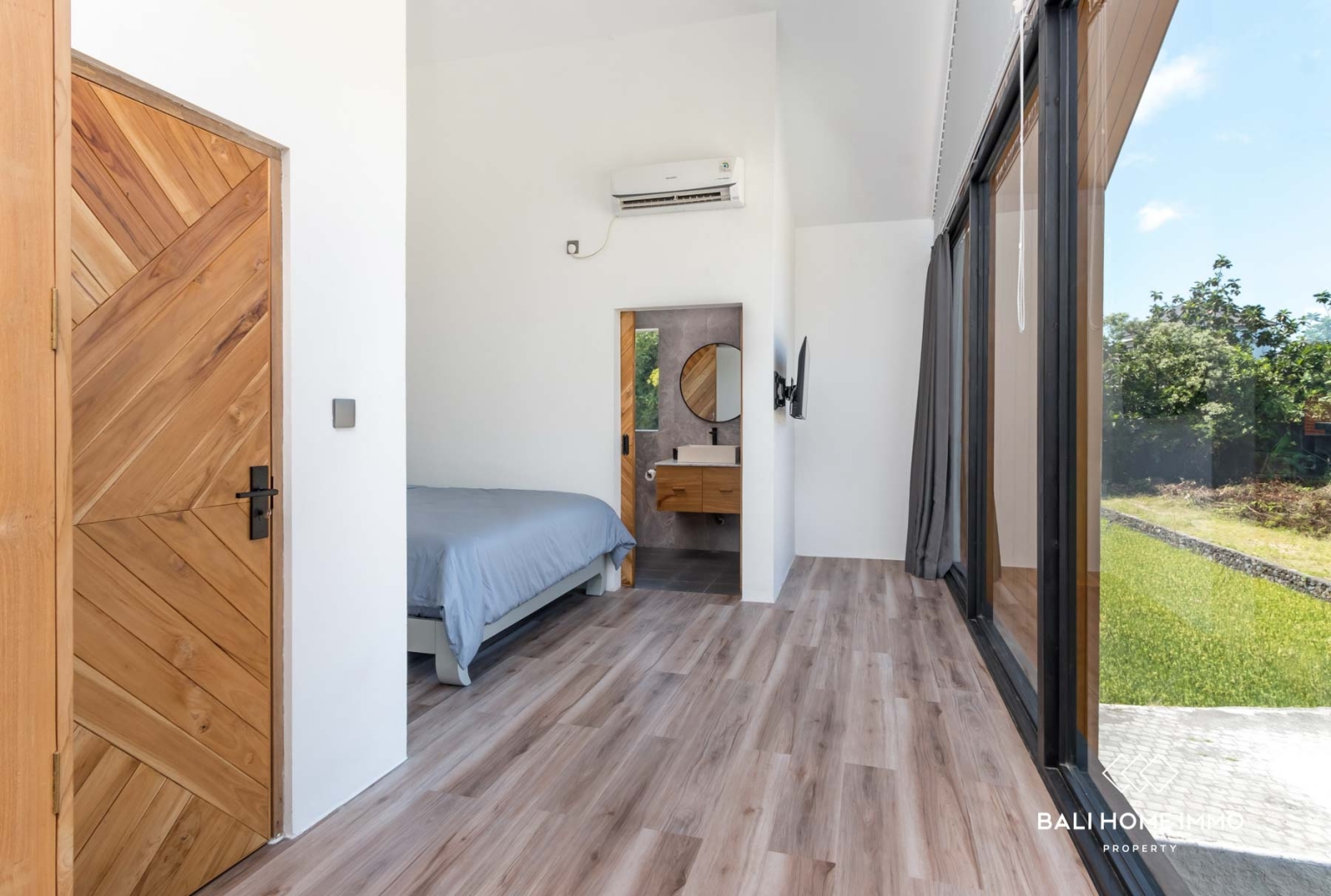 Villa Modern 2 Kamar UNTUK DIJUAL DENGAN SERTIFIKAT LEASEHOLD di UMALAS BALI view 15